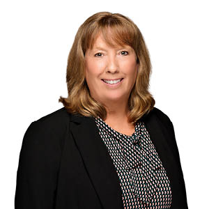 Peggy Phillips headshot